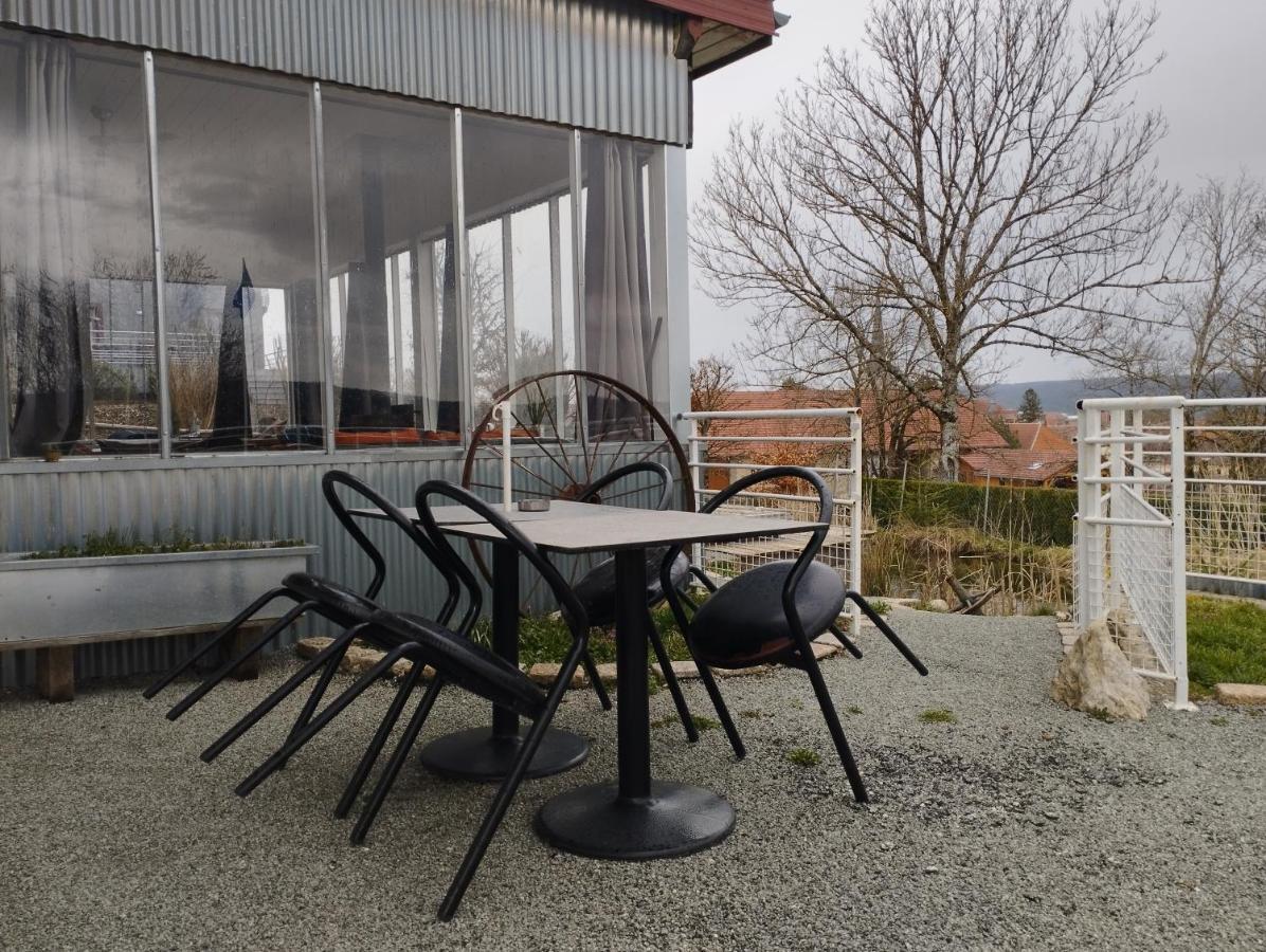 Best Price #3 "La Serre" X4 People Orchamps-Vennes Екстериор снимка
